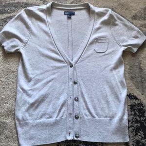 Short sleeve grey sweater